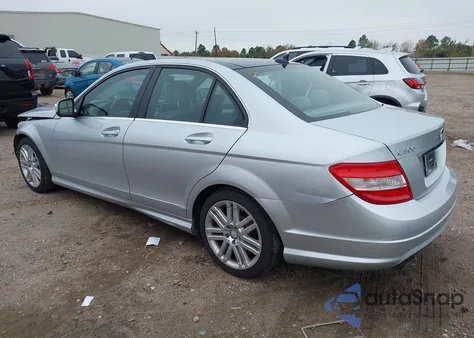 2008 Mercedes-Benz C 300 Luxury/Sport из США, поврежденный, VIN WDDGF54X18R018330
